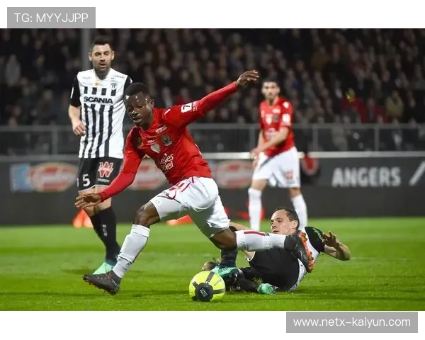 尼斯vs图卢兹：防守最强队与进攻回暖队的风格对决